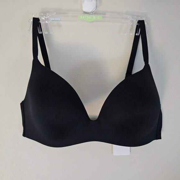 Uniqlo Wireless Bra 3D Hold - 2024 - Black - 34/36 B C - NWT - Picture 1 of 8